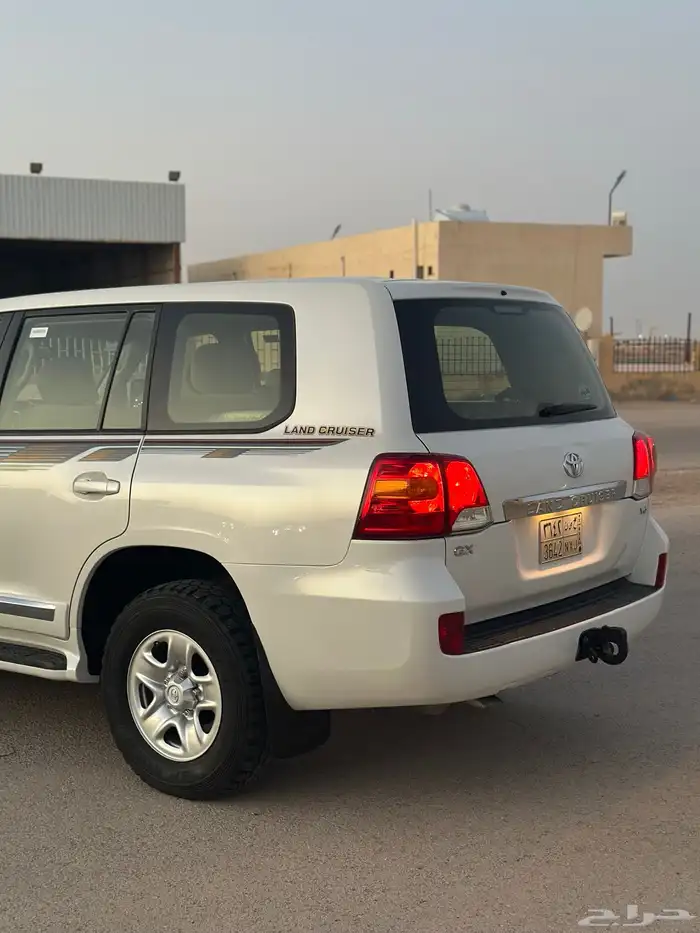 لاندكروزر هدد GX 2014 بريمي فتحه قير تماتيك شرط 27