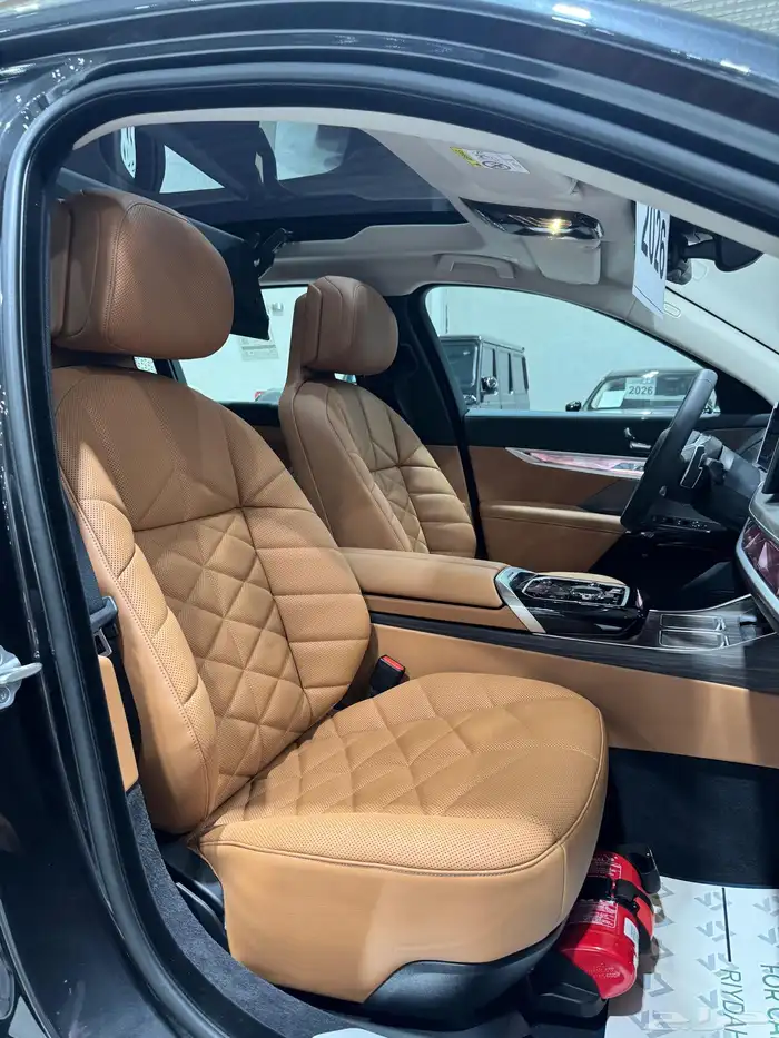 BMW 735i 2026 ضمان وصيانة افضل الاسعار 7