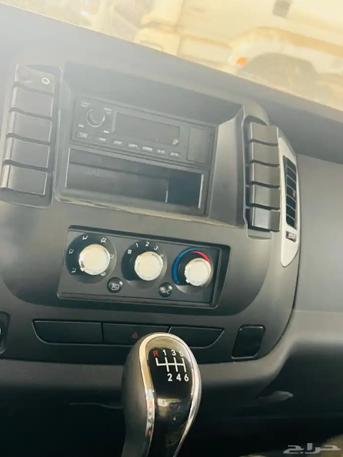 معرض الفايز للسيارات 4