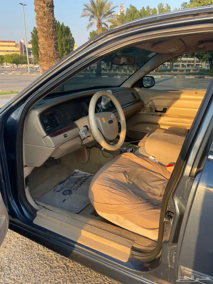 فورد 2011 سعودي كحلي دفعة اخيرة 6