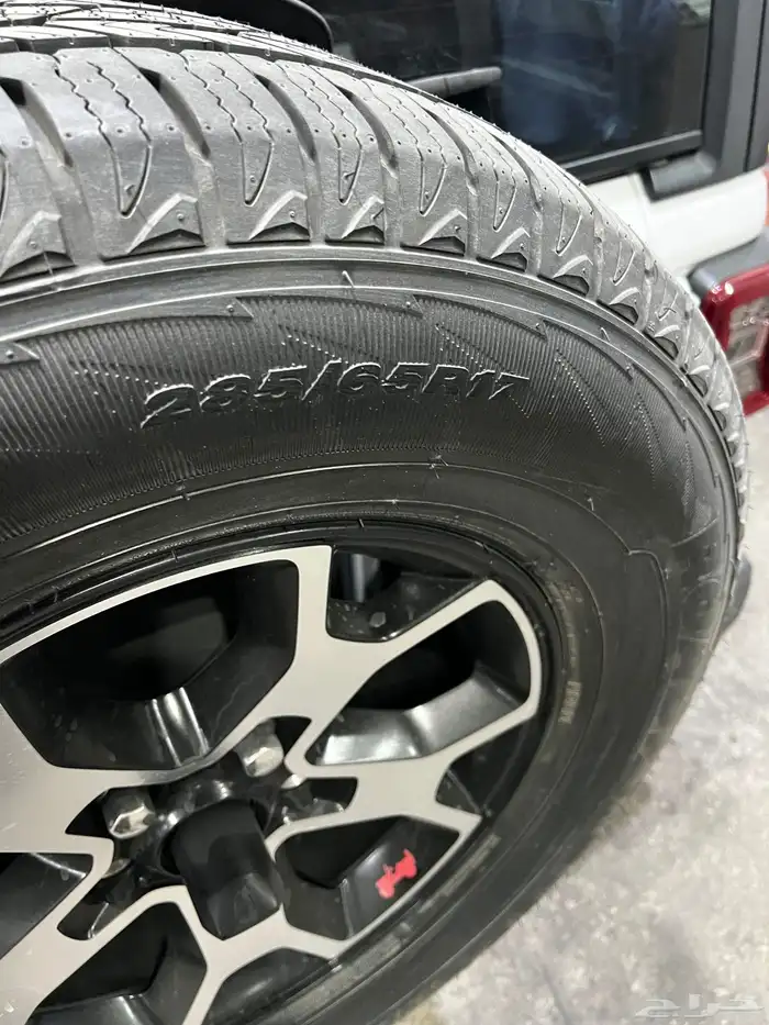 كفر نيكسن 285 65 17 جيب رانجلر 1