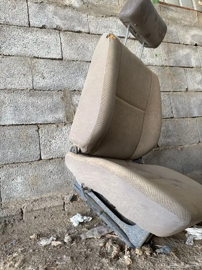 مقعده جيب ربع حقت الراكب نظيفه جدا 2