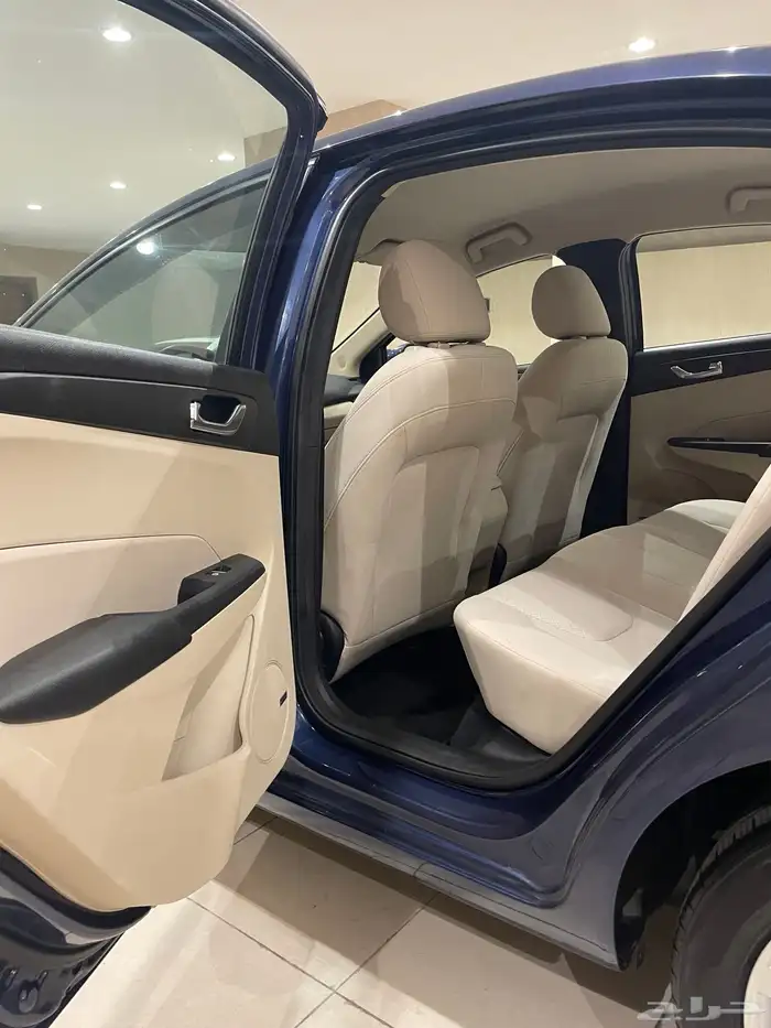 للبيع شيري اريزو 5 2023 21