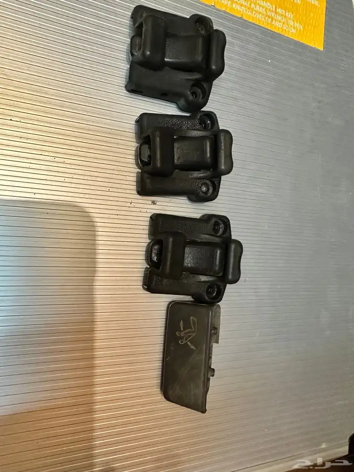 اقفال قزاز صالون 90 97 4