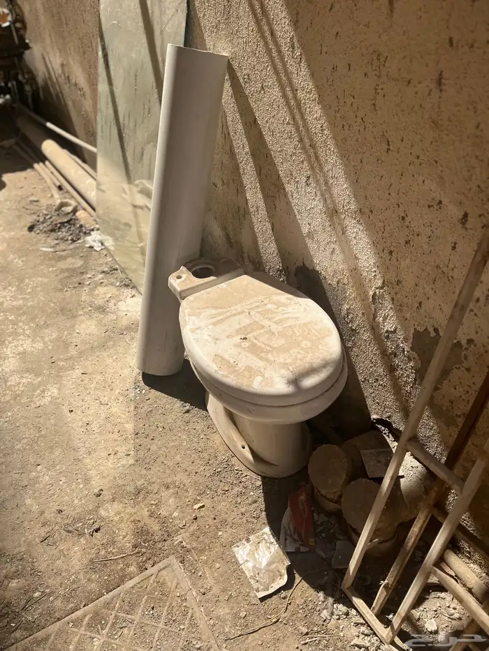 عفش للبيع بلاط ومغاسل وكراسي افرنجي اكرمك الله 2