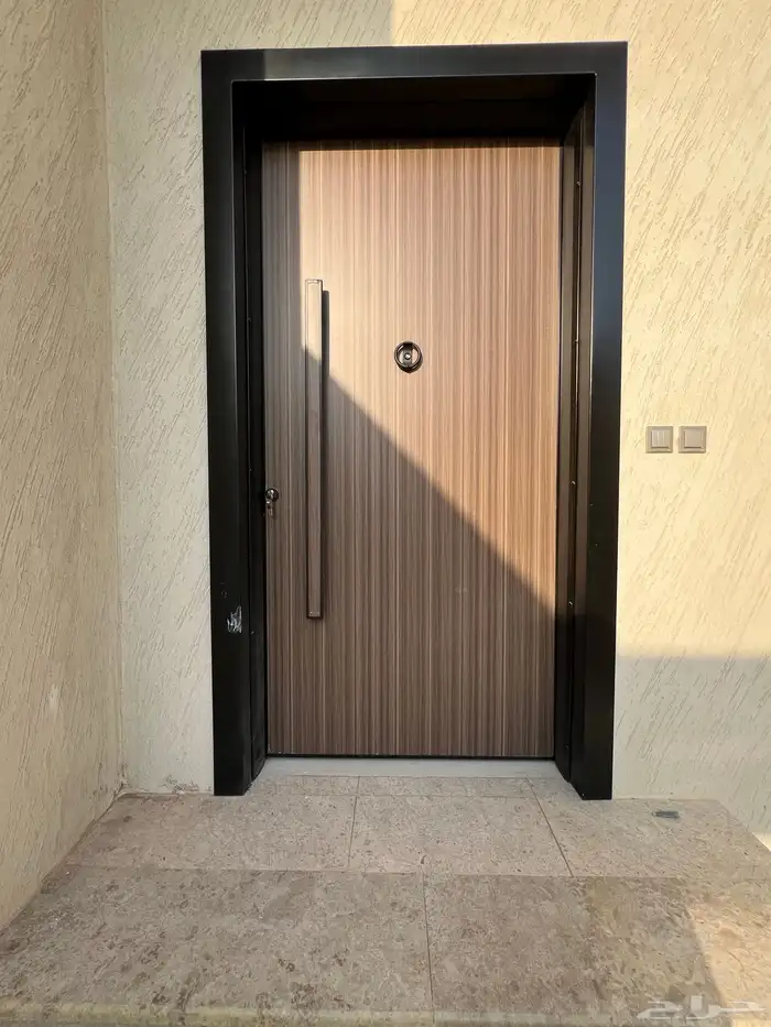 للبيع دور جديد شغل ممتاز للغاية بالعوينة المربع الذهبي 6