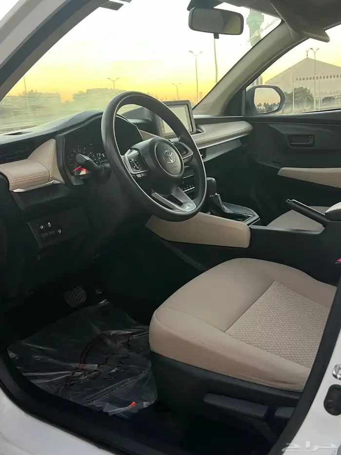 تويوتا يارس 2023 13