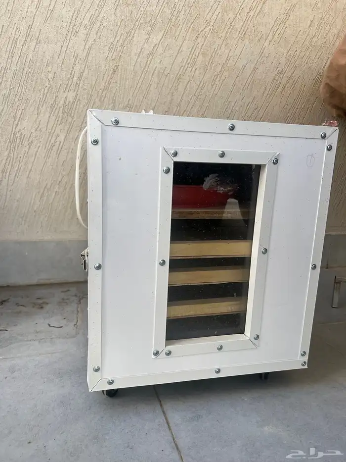 ثلاجه وفقاسه 2