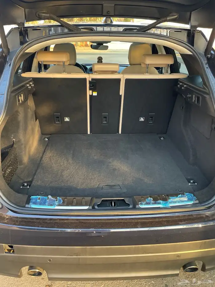 للبيع جاكور 2020 اف بيس 11