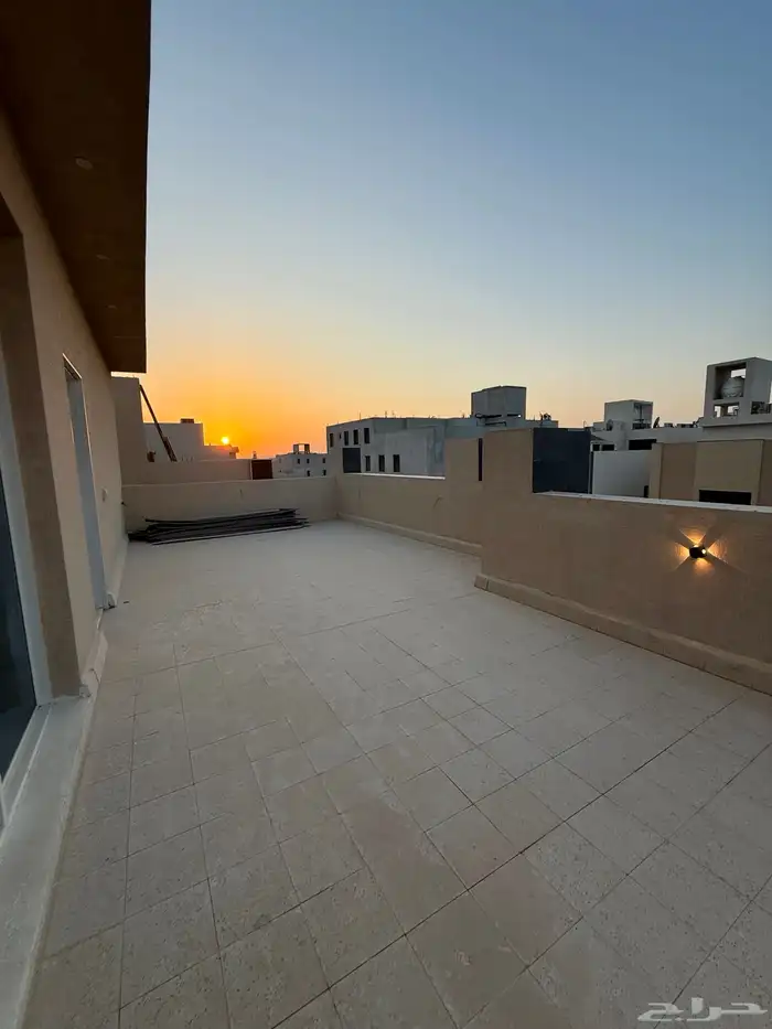 فيلا للإيجار بالعارض 42