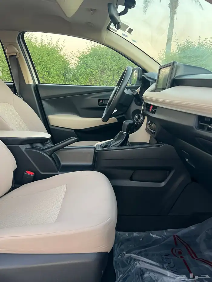 تويوتا يارس 2023 20