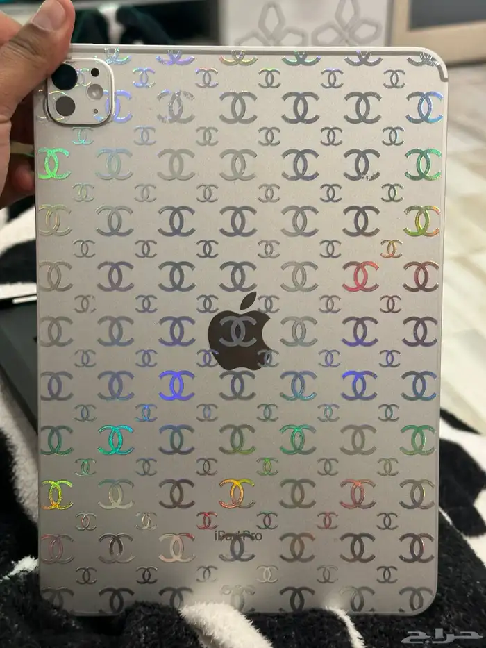 ايباد برو M4 1