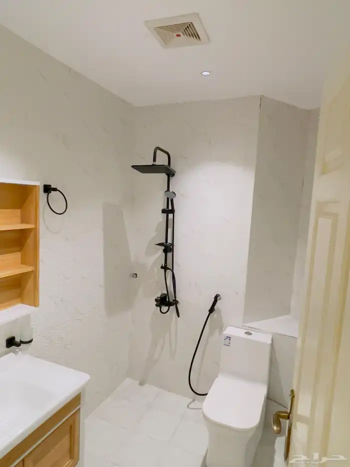 شقق عزاب للايجار 4