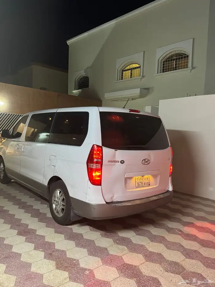 فان هونداي H1 12