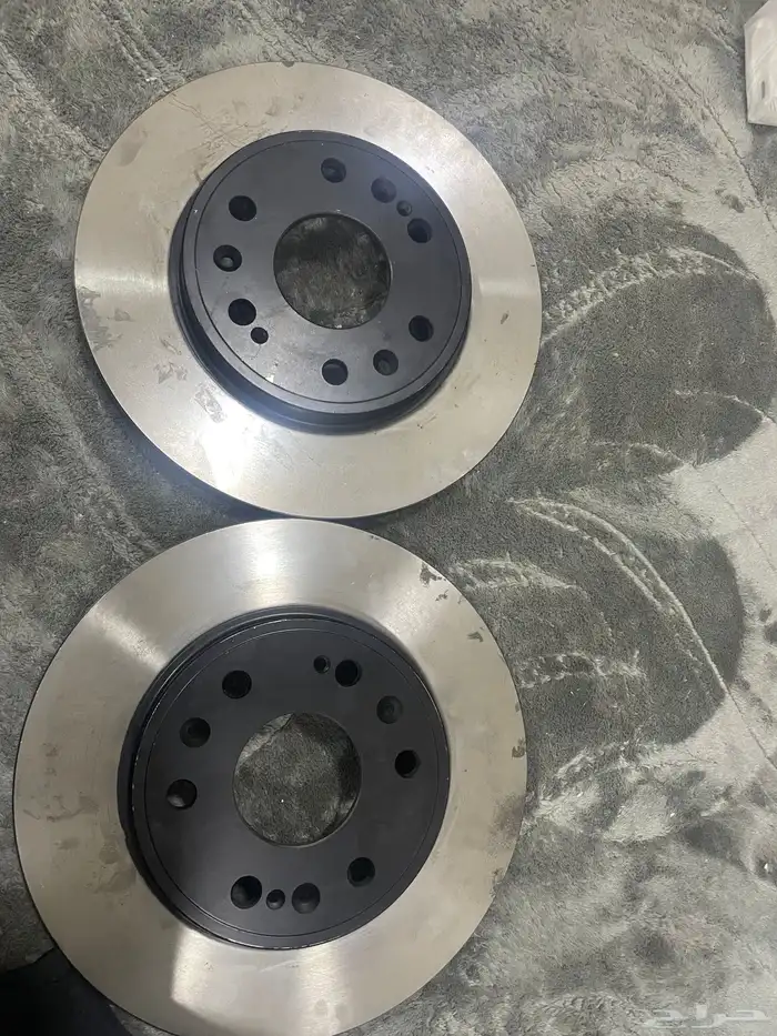 طقم فرامل سييرا تاهو سلفرادو(هوبات فحمات قواعد كليبر) جديد 2