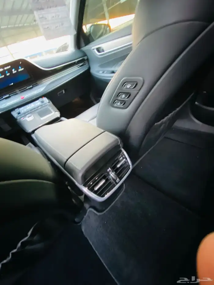 ازيرا 2022 بنزين 11