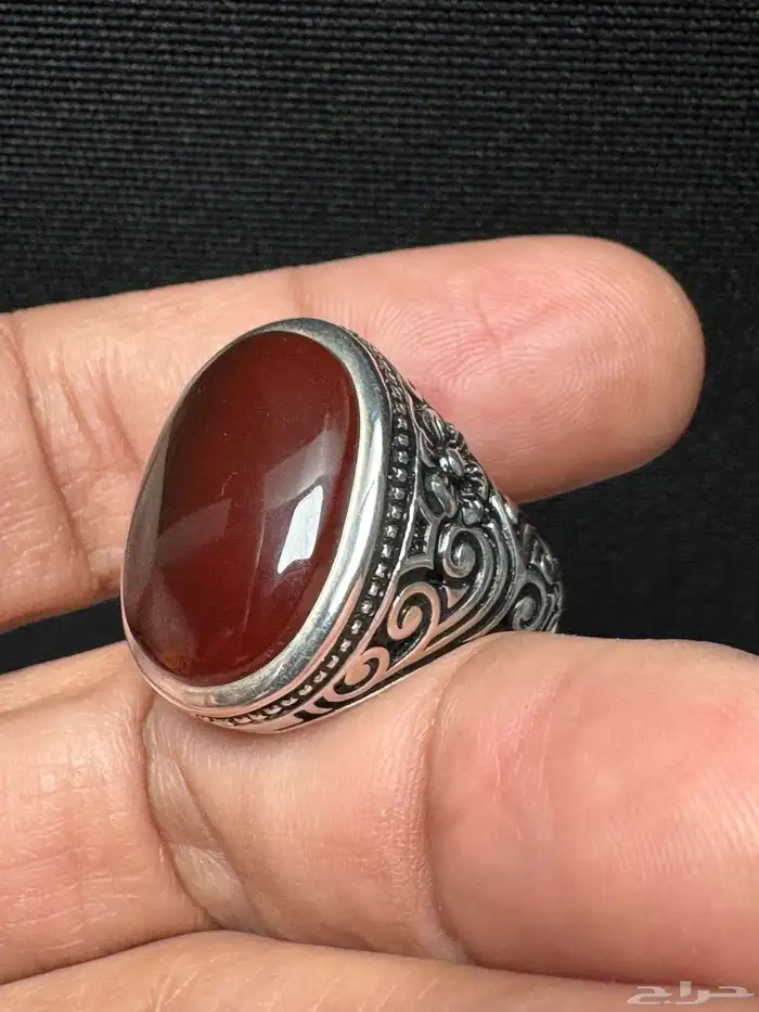 خاتم فضة عيار 990 صياغة عارف عقيق يماني احمر زجاجي مزعفر 3