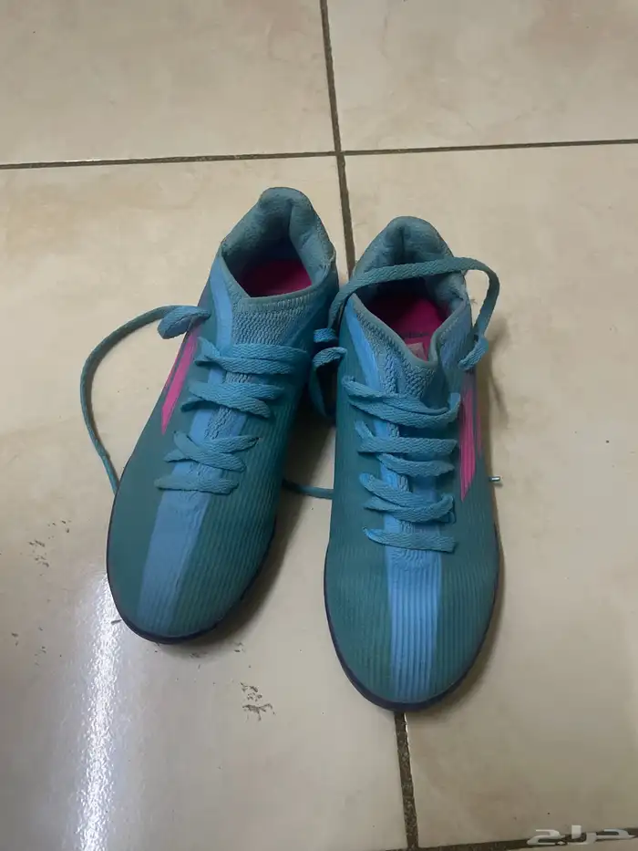 جزمة كورة عمر 8و9 0