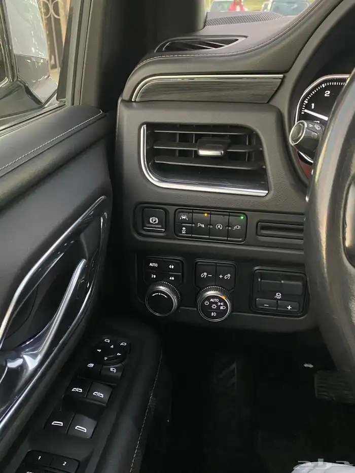 جمس يوكن 2021 SLT فل كامل 33