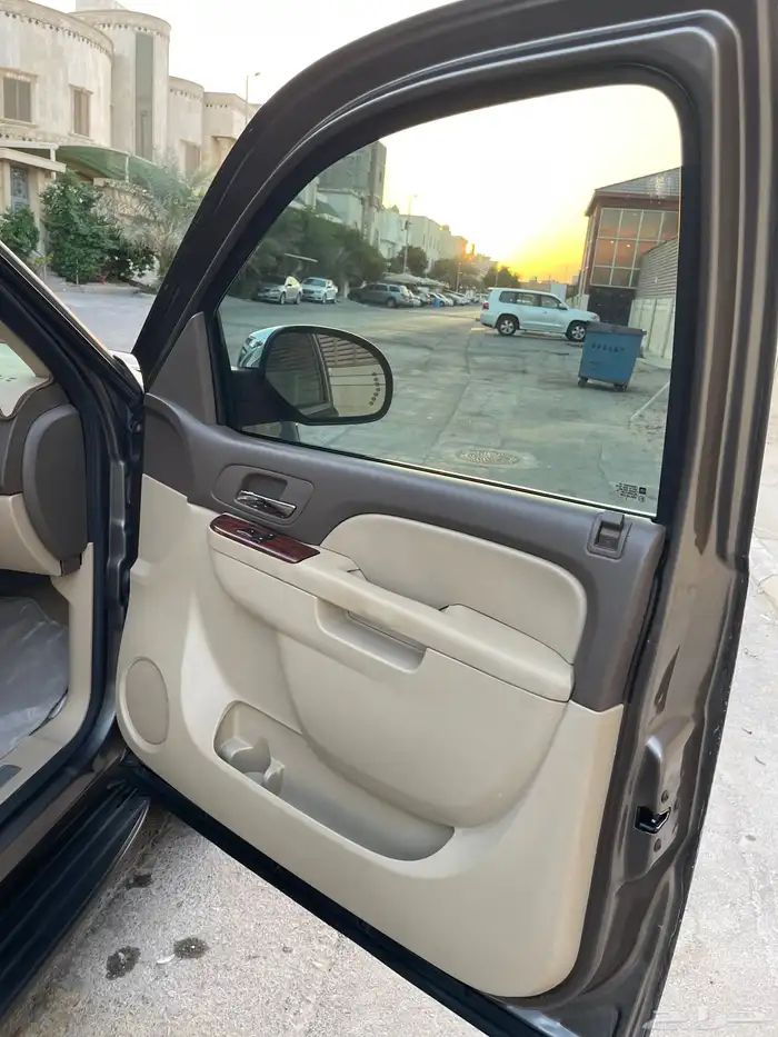 للبيع تاهو 2011 13