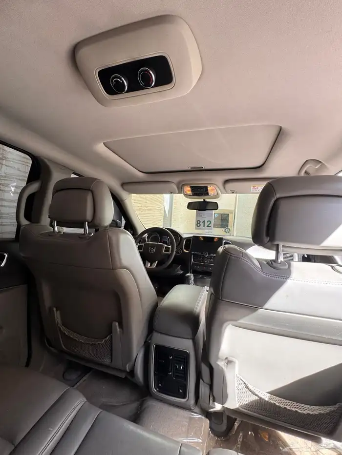 دوج دورانجو 2013 12