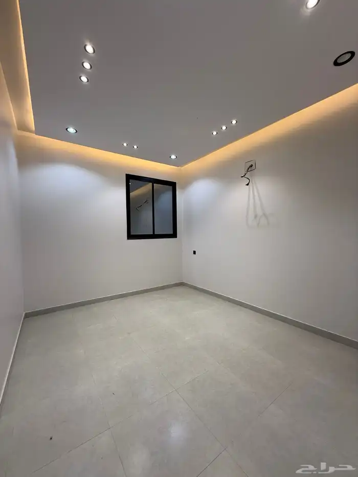 شقه دور ارضي 6 غرف مع بايكه سياره خلف ح الراقي -بسعر520الف 15