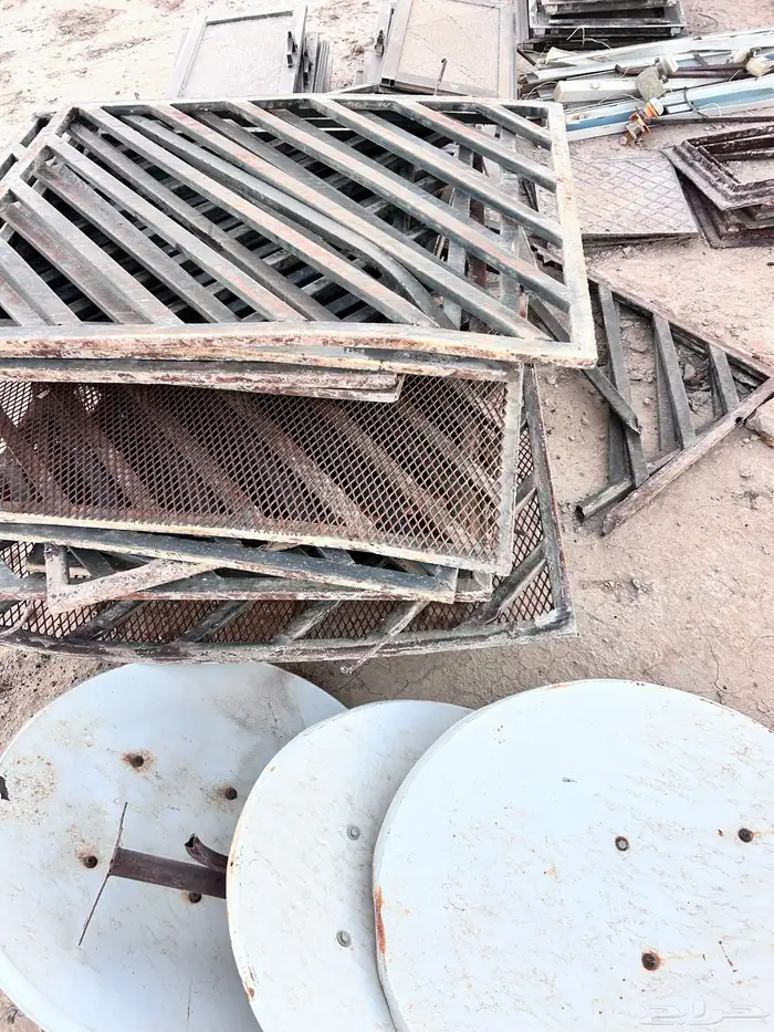 للبيع حديد و الامنيوم 9