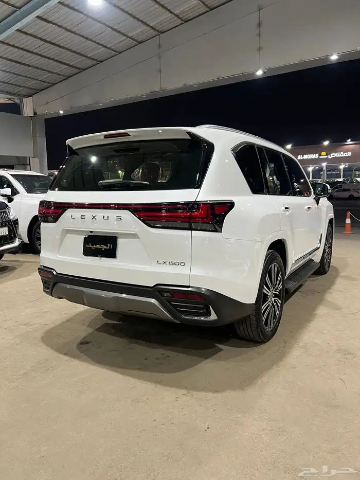 لكزس LX 600 BB 8