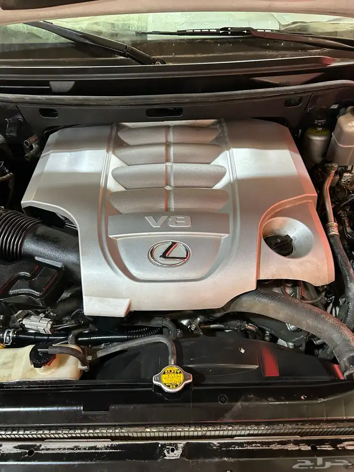 مكينة لكزس 570 0