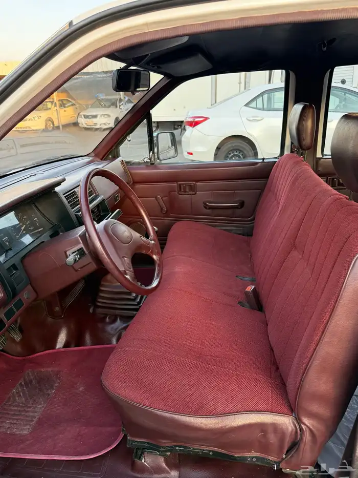 للبيع نيسان ددسن 1991 غمارتين شرط 15