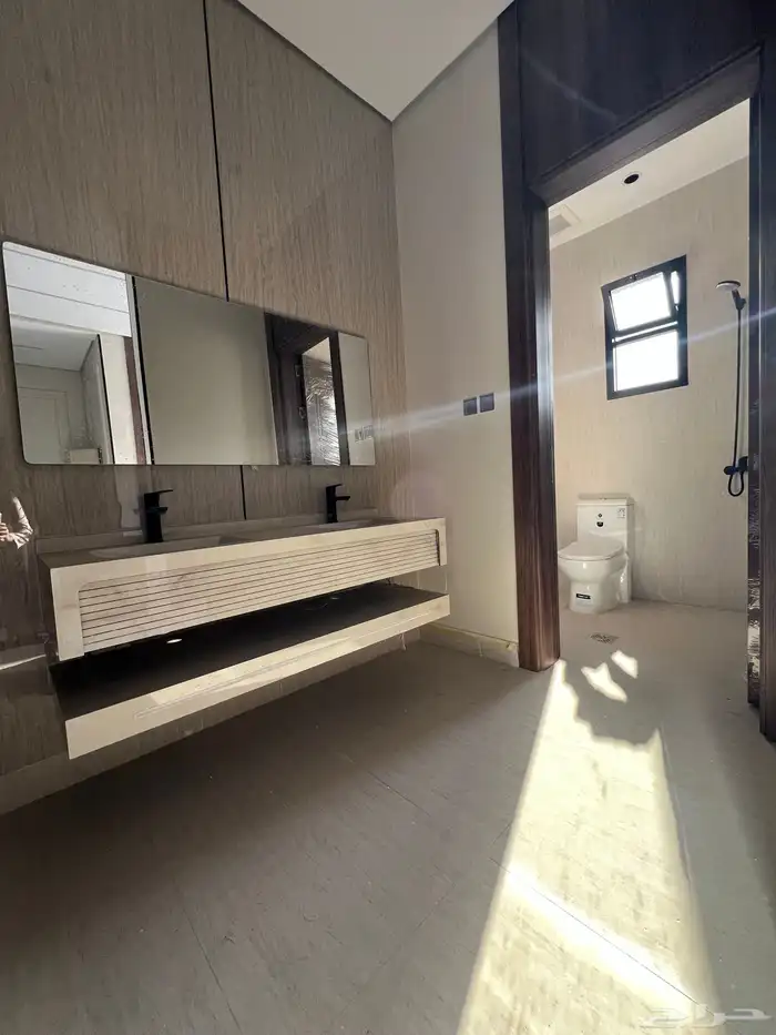 للبيع دور جديد شغل ممتاز للغاية بالعوينة المربع الذهبي 11