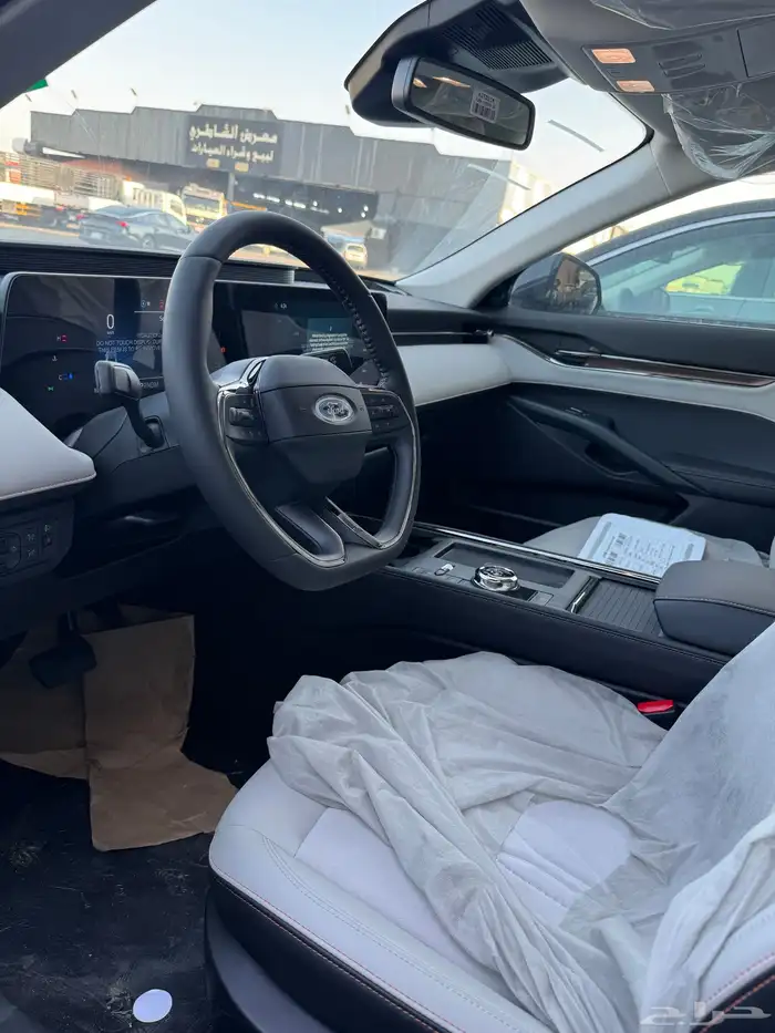 فورد تورس تيتانيوم فل كامل 2026 3