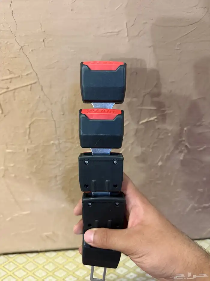 لسان حزام أمان 0