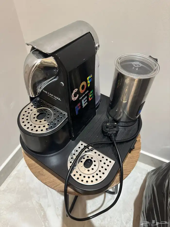 مكيف و عربية اطفال وكراسي اطفال ومكتب 0