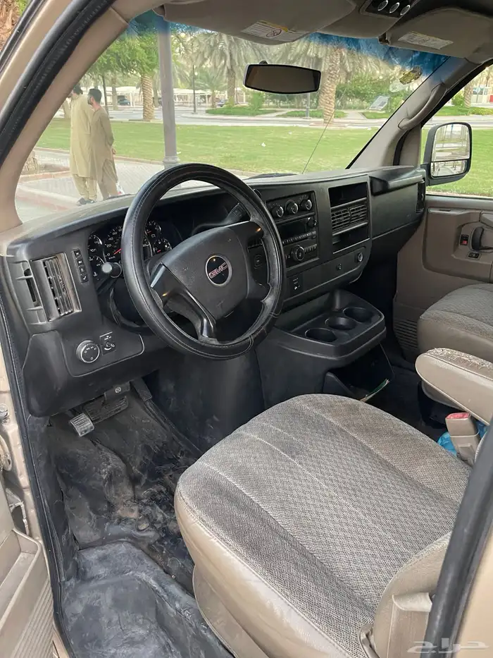 للبيع فان سافانا جي ام سي 2011م 12 راكب شاص قصير 8