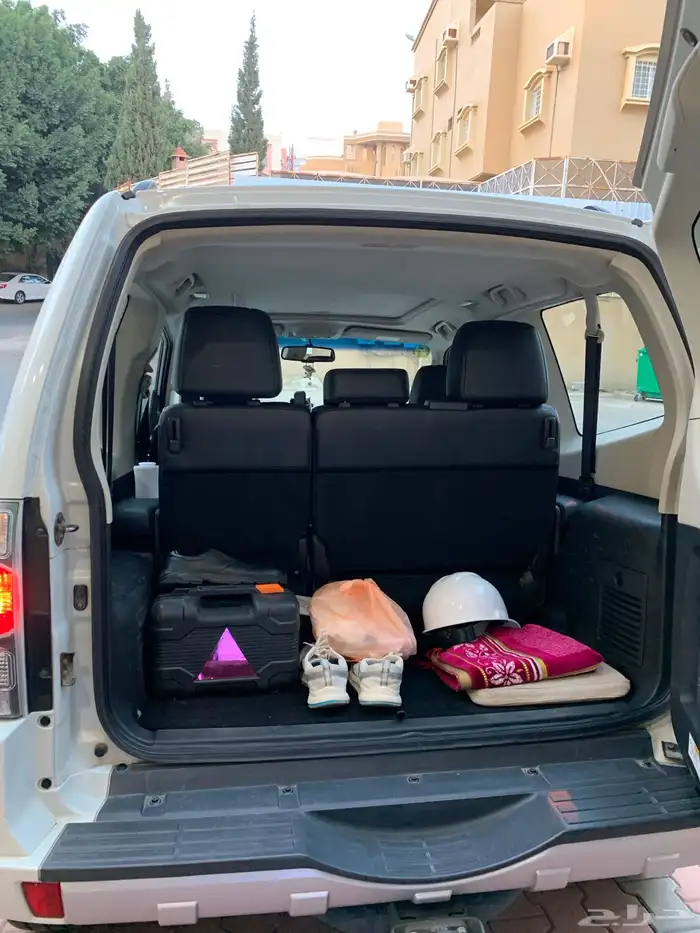 باجيرو ربع 2016 ابيض 15