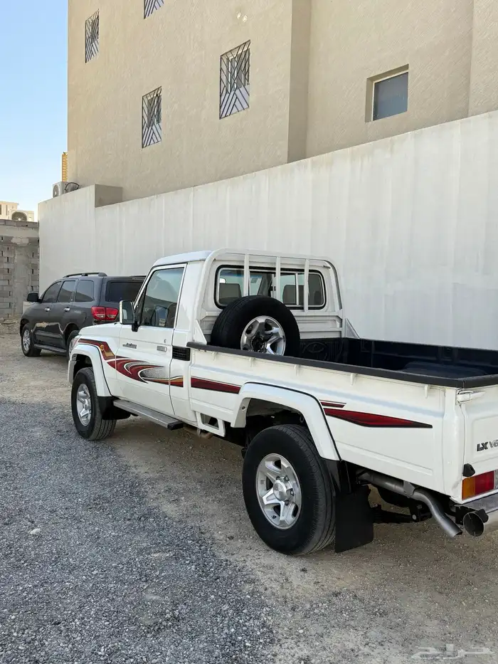 شاص 2015 ماشي 318 الف كل شي وكاله 4