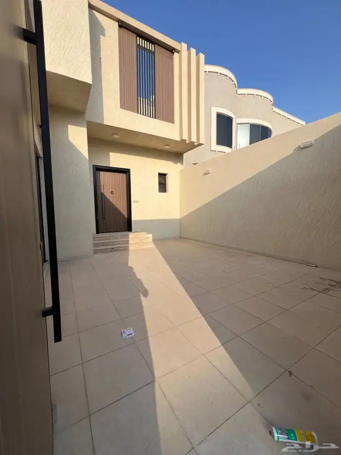 للبيع دور جديد شغل ممتاز للغاية بالعوينة المربع الذهبي 3