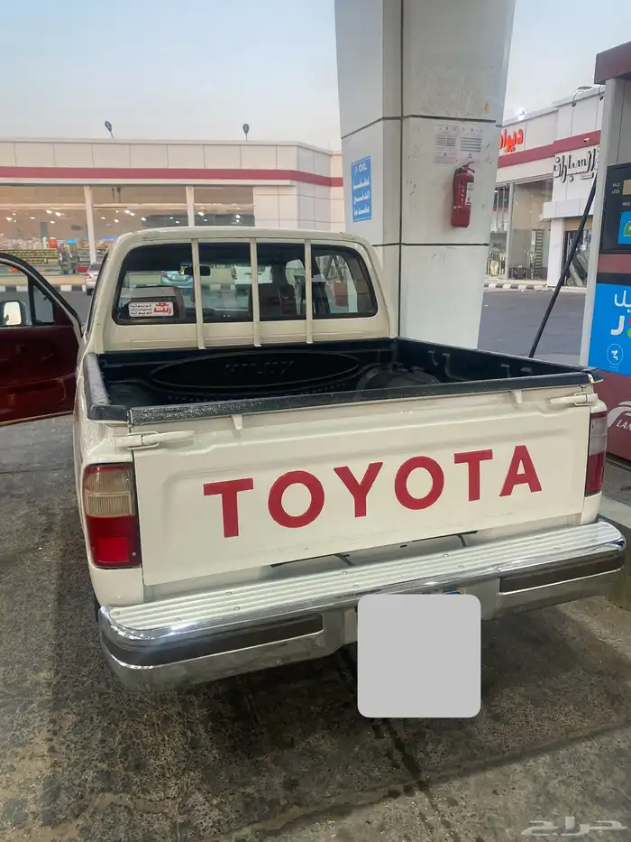 للبيع هايلكس 2002 4