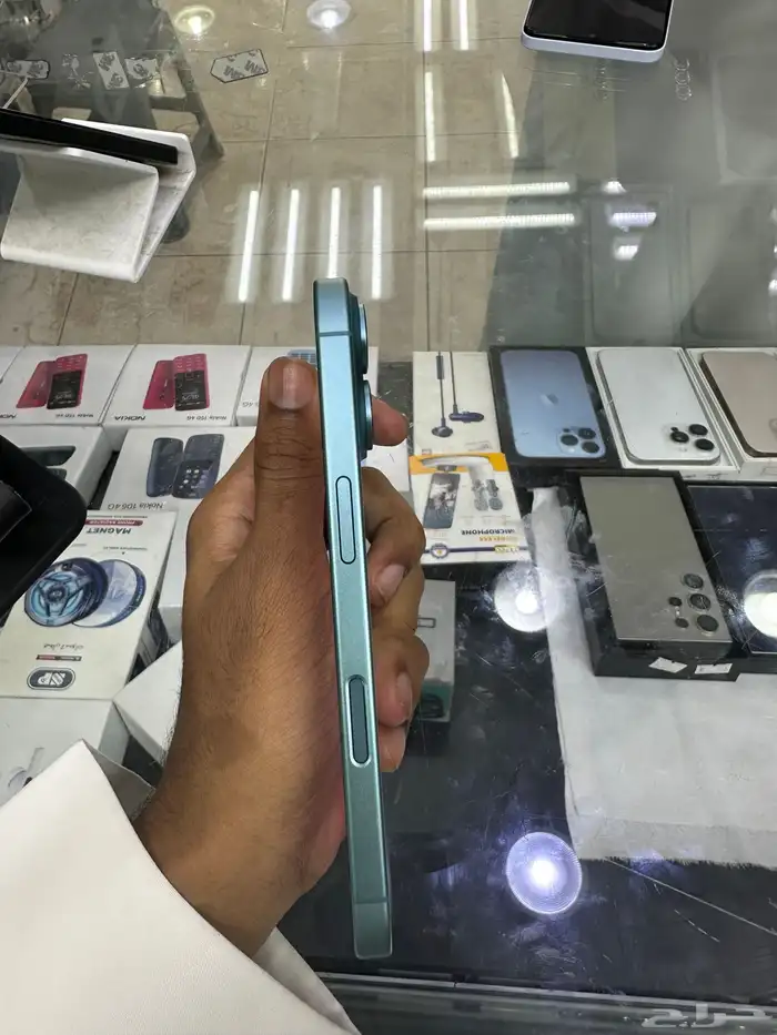 ايفون 16 128 مستخدم 1