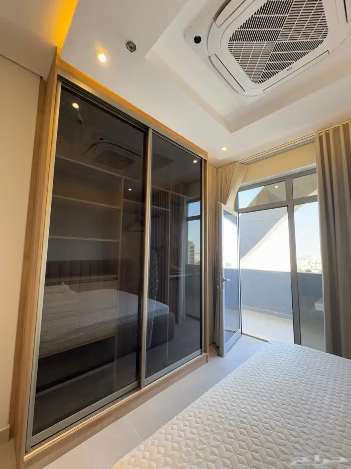 للإيجار شقة جديدة في برج جود 5   مؤثثة بالكامل 14