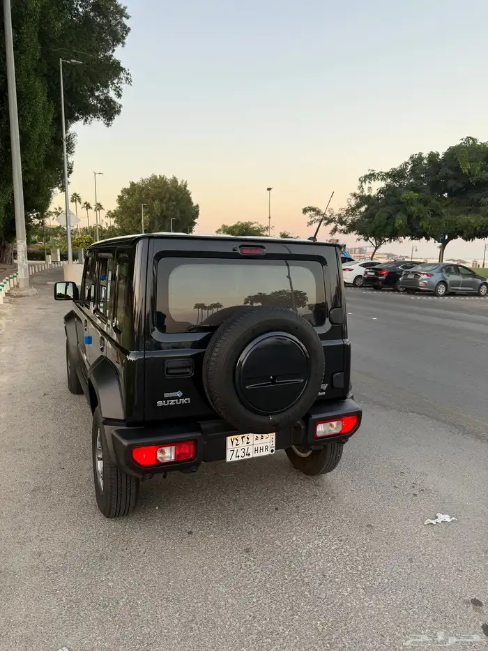 سوزوكي جيمني 2025 للتنازل 3