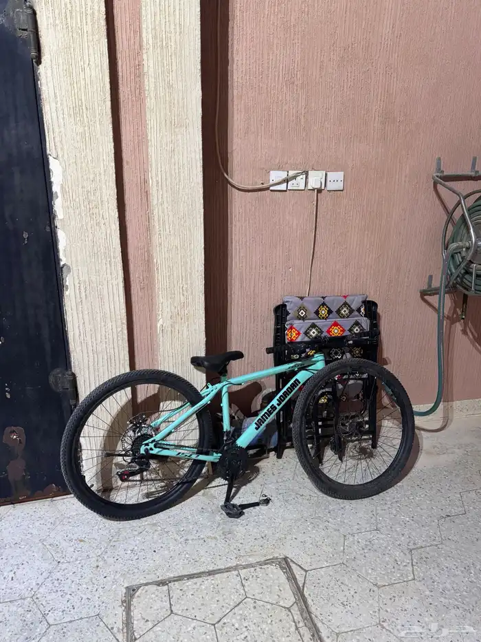 سيكل من شركة JAMES JORDRN 2