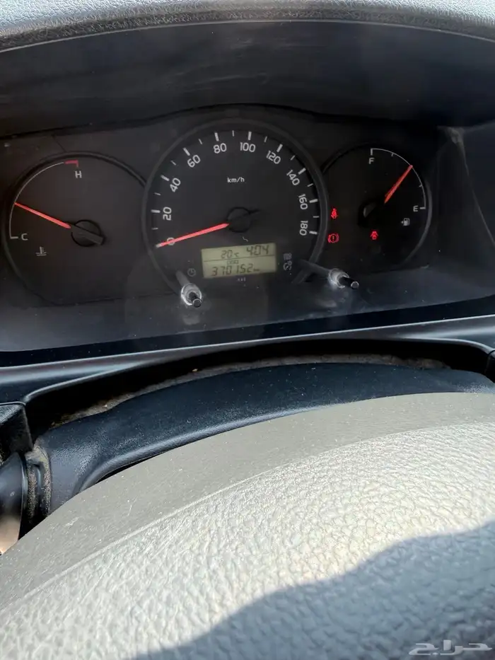 سيارة تويوتا هاي ايس موديل 2015 ابيض 8