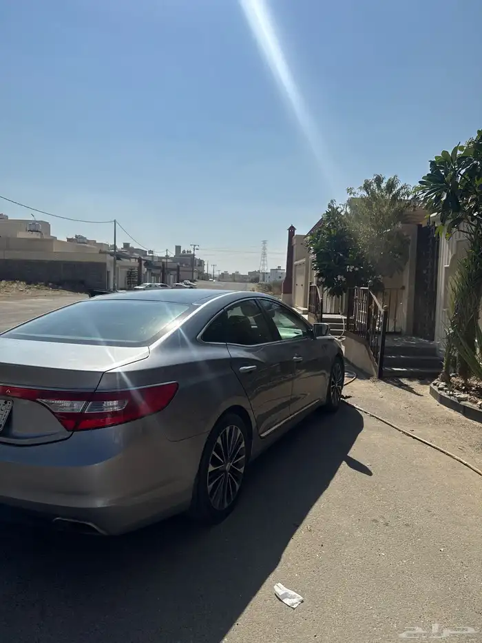 ازيرا 2016 رصاصي غامق نظيفه بدي وكاله منوة المستخدم 0