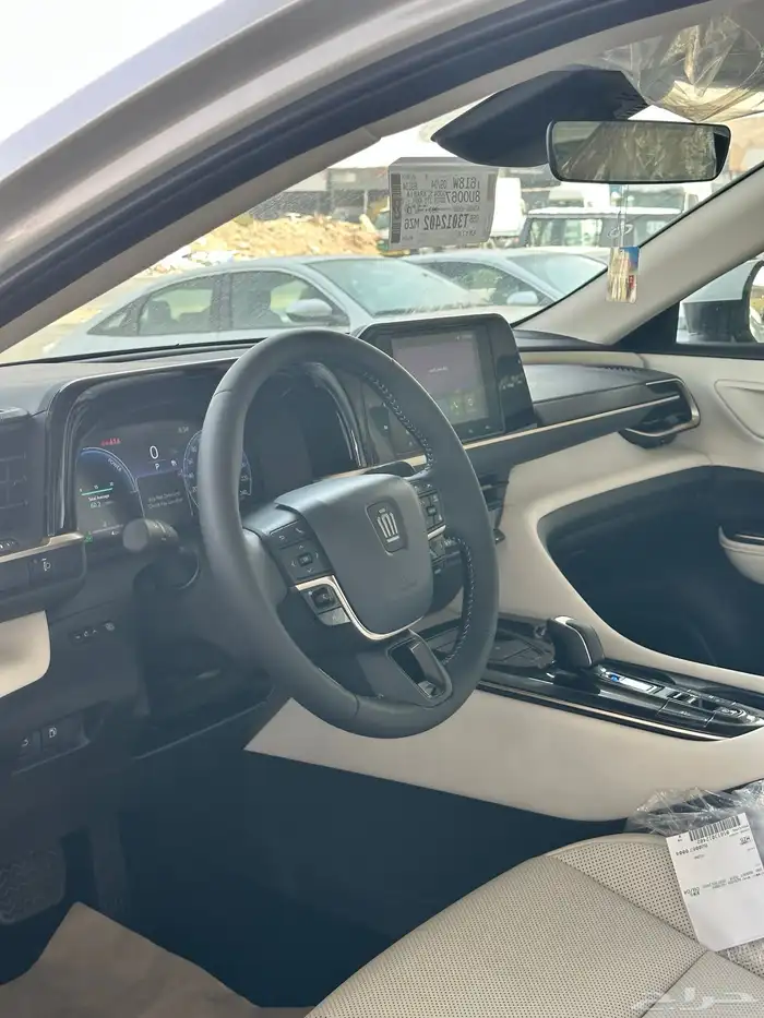 تويوتا كراون برستيج موديل 2026 الوان ابيض 8