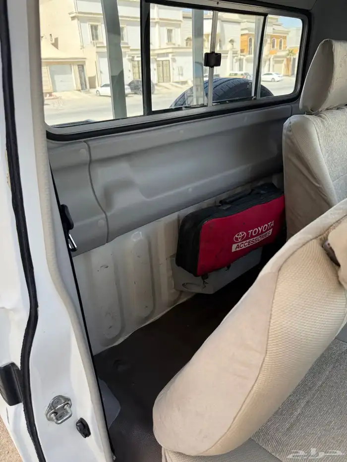 شاص 2015 ماشي 318 الف كل شي وكاله 12