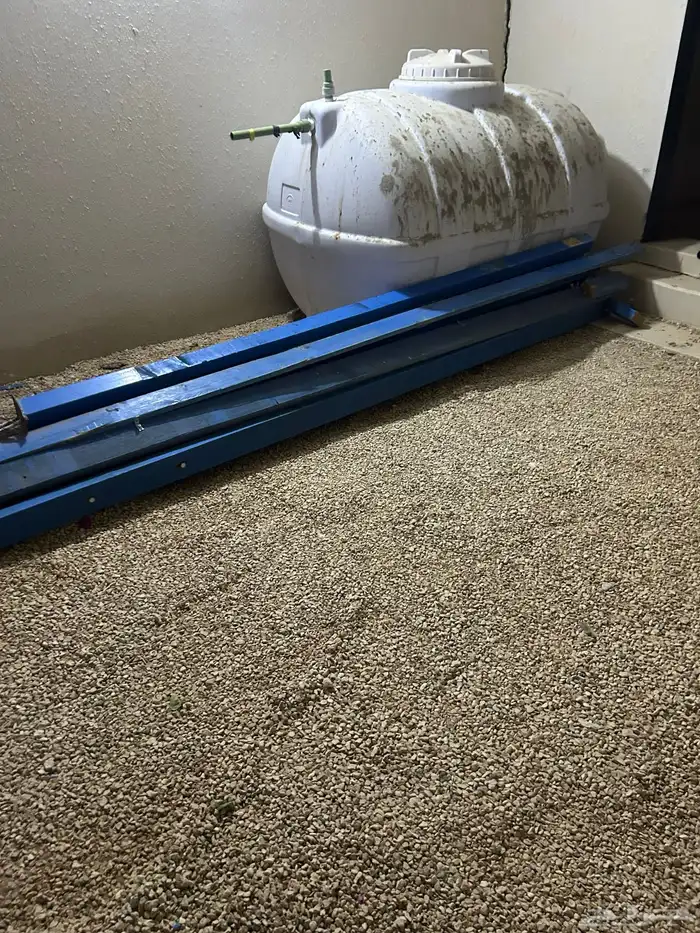 خزان مويه 1500حجم وخشب منوع علي اليوم الموقع الجله خشب نظي 0