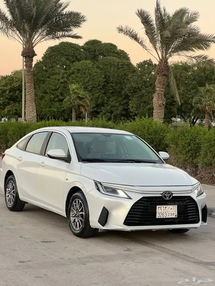 تويوتا يارس 2023 3