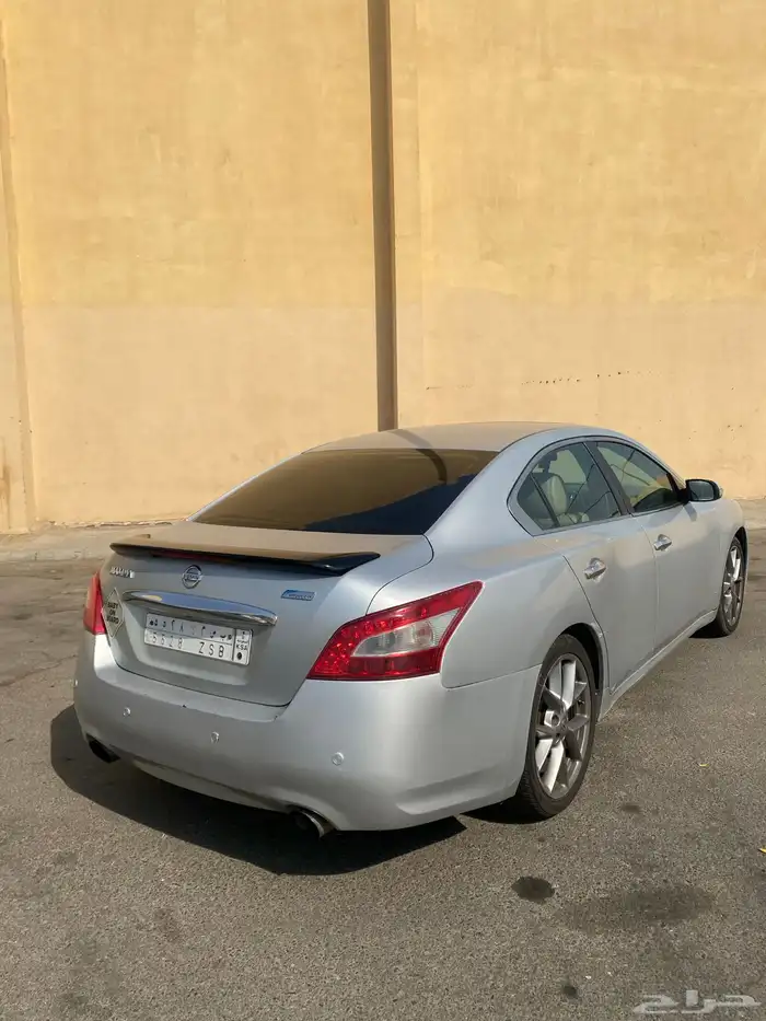 نيسان مكسيما 2010 1
